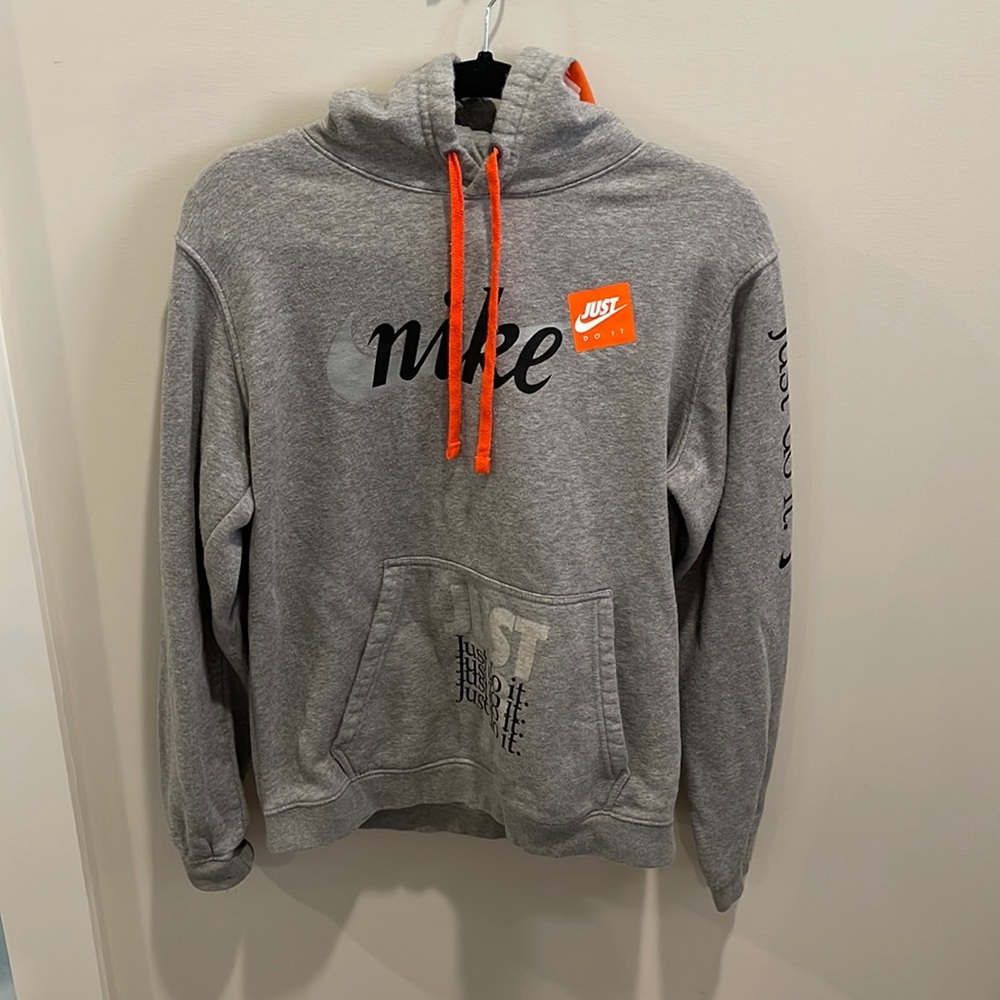 Nike sweatshirt